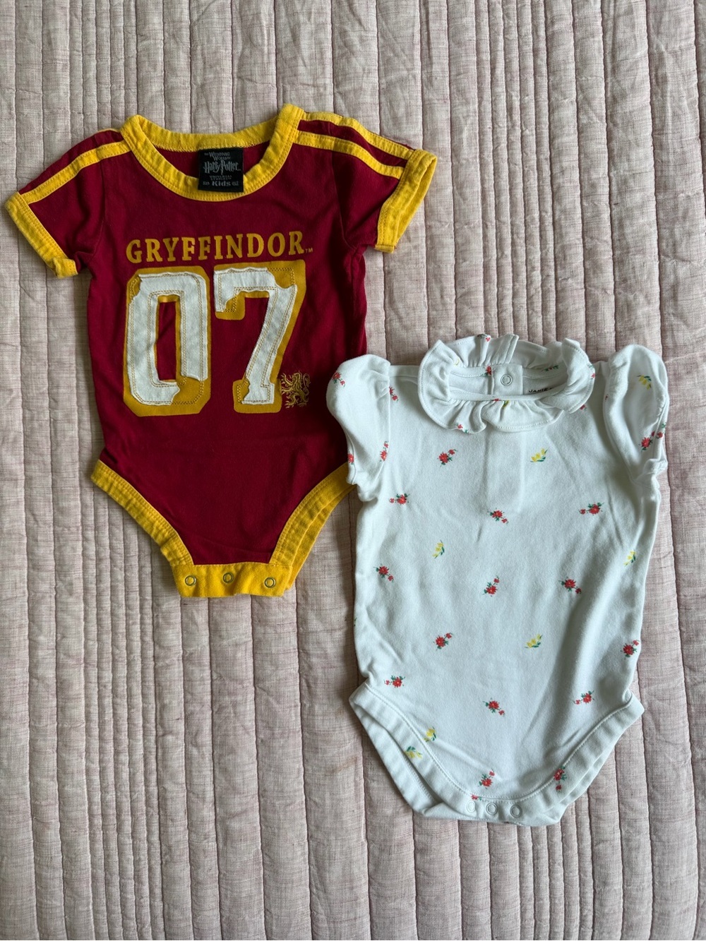Janie and Jack + Gryffindor Red and Yellow Baby Bodysuit - 6 months